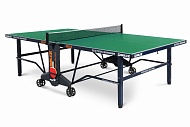 Всепогодный премиальный теннисный стол EDITION Outdoor green с зеленой столешницей.