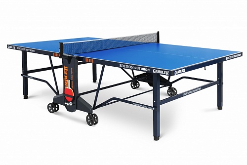 Всепогодный премиальный теннисный стол EDITION Outdoor blue с синей столешницей.